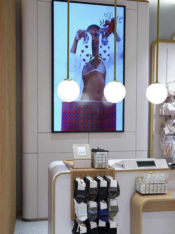 Neu in Zürich: Etam Dessous eröffnet im Hauptbahnhof Dessous in Zürich: Etam eröffnet im Hauptbahnhof